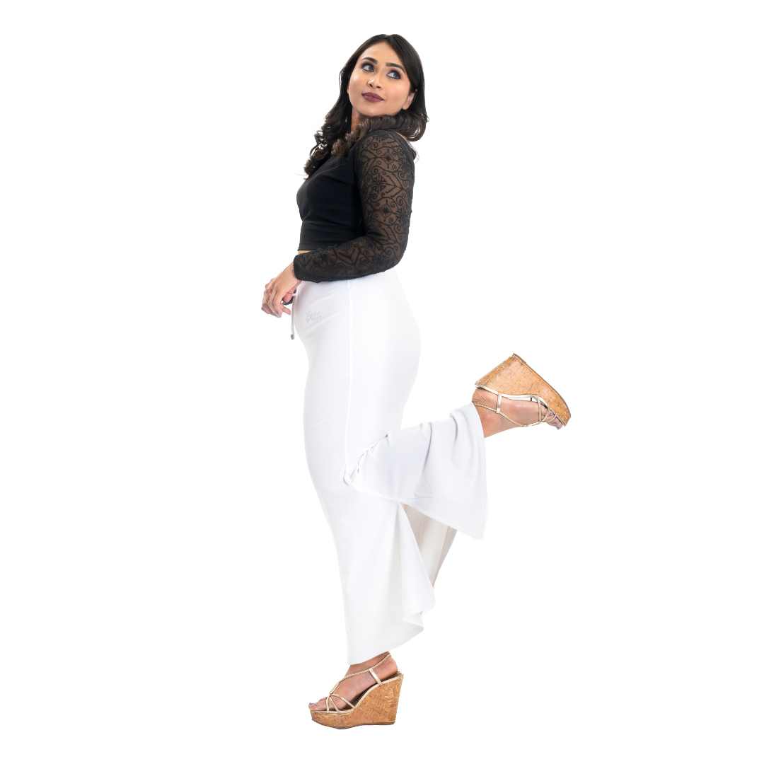 Shinu Wears' Saree Silhouette - White