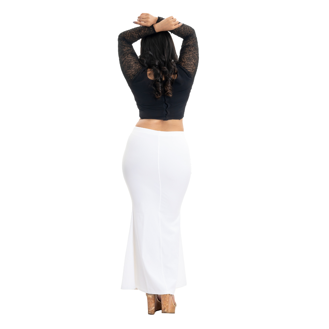 Shinu Wears' Saree Silhouette - White